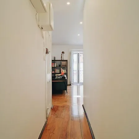 New - Swallow's Garden Apartman *