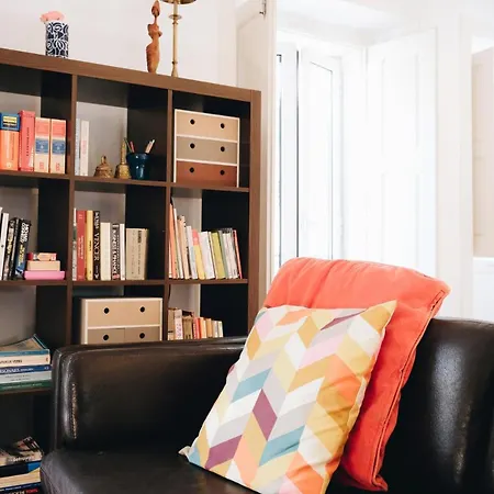 New - Swallow's Garden * Lisboa